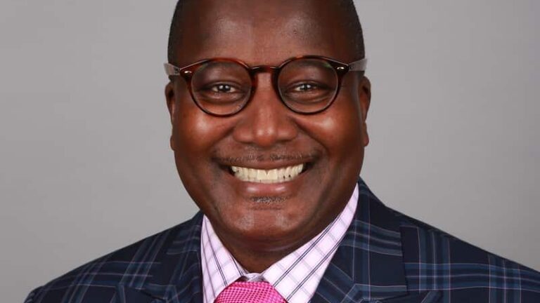 Photo of Representative James Roberson